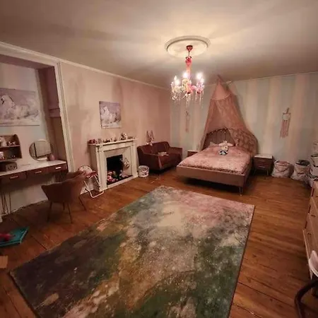 Hotell La Vieille Dame De 1888 3*